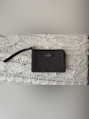 Coach F13311 Gray and Black Jacquard Wallet (USED)